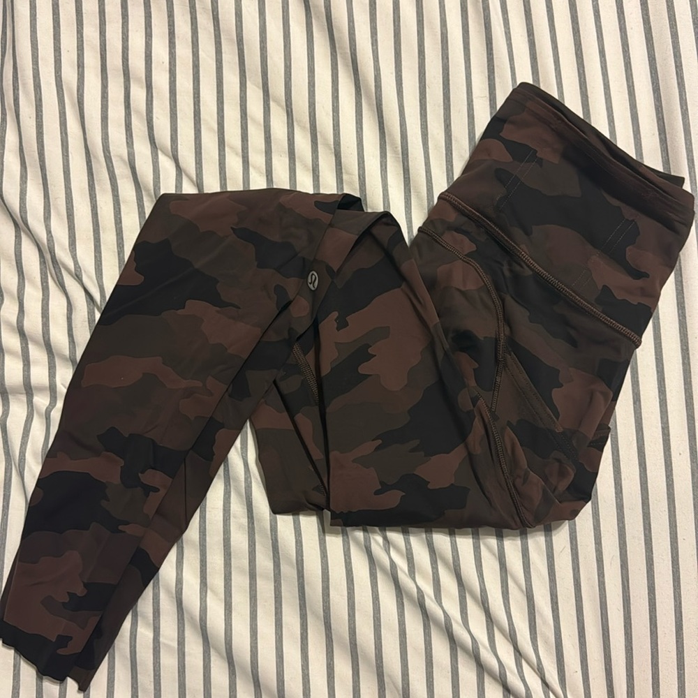 Lululemon fast and free size 4